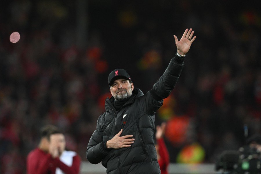 Liverpool's Klopp wary of 'King of the Cups' Emery in semi-final