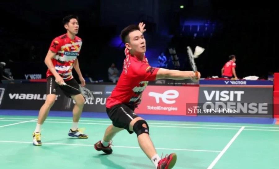 Goh V Shem (left) and Low Juan Shen